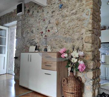 PRODAJA, KUĆA, CRIKVENICA, 120 M2, 301.000 EURA - cover