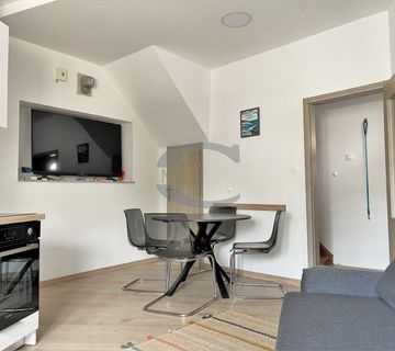 DVOJNA KUĆA, NOVI VINODOLSKI, 58 M2 - cover