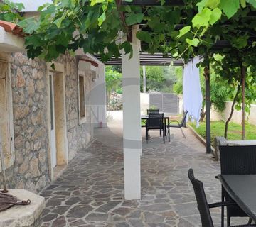 SAMOSTOJEĆA KUĆA, KRK, MALINSKA, 360 M2 - cover