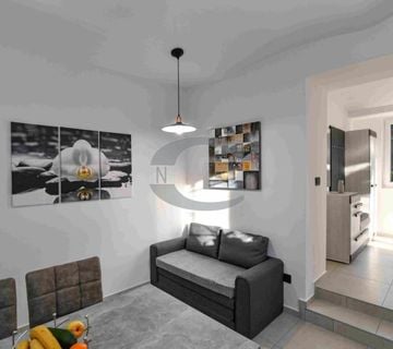 STAN U VILLI, OPATIJA, 2SKL, 53 M2 - cover