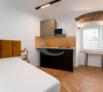 STAN, RIJEKA, CENTAR, KORZO, 20 M2 - cover