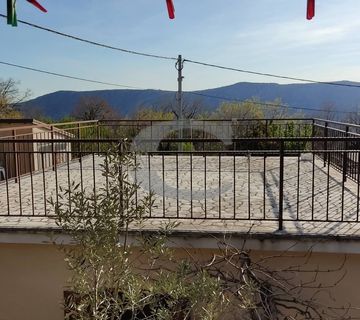 KUĆA U NIZU, CRIKVENICA, 135 M2 + OKUĆNICA - cover