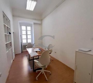 POSLOVNI PROSTOR, RIJEKA, CENTAR, 13 M2 - cover