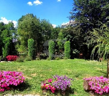KUĆA S 3 STAMBENE JEDINICE, FUŽINE, 350 M2 + OKUĆNICA - cover