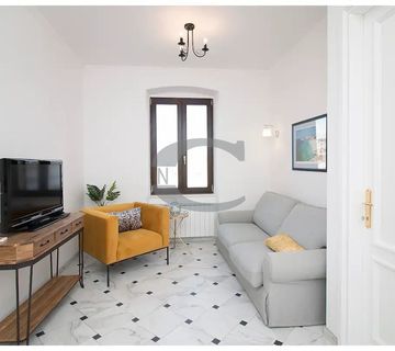 STAN, RIJEKA, CENTAR, 2S+DB, 43 M2 - cover