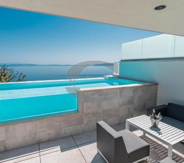 OPATIJA,VILLA S KROVNIM BAZENOM, 210 M2 - cover