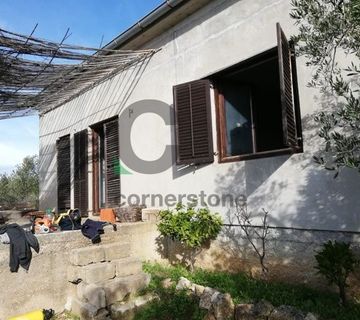 Tisno, kuća 114 m2, dvorište 2080 m2 (prodaja) - cover