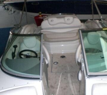 Crownline 265 Bowrider - cover