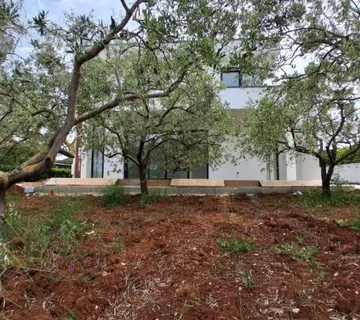 POREČ OKOLICA-MODERNA VILA SA BAZENOM NA PRODAJI (prodaja) - cover