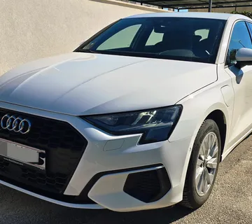 Audi A3 40 TFSIe automatik PHEV (bezin+struja) - cover