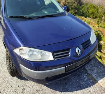 RENAULT MEGANE 2 PREDNJA HAUBA - cover