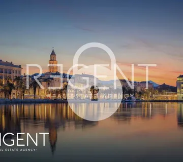 Split, Kman - Dvosoban stan sa loggiom i pogledom na grad - cover