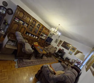 Kuća: Vinkovci, centar, katnica, 250.00 m2 - cover