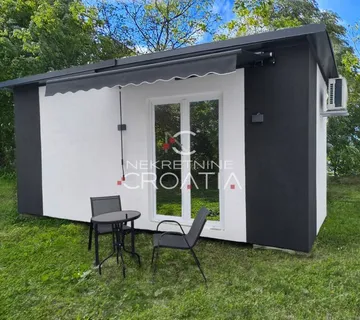 MOBILNA KUĆICA: KLJUČ U RUKE! - cover