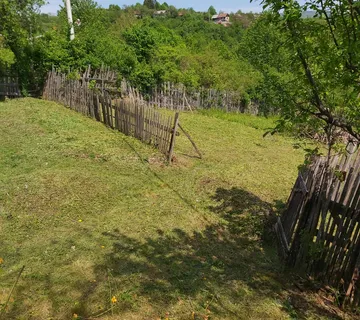 STARA KUĆA POGODNA ZA VIKENDICU - cover