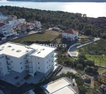 LUKSUZNI PENTHOUSE NA PRODAJU – SEGET DONJI, 106,54 m², S POGLEDOM NA (prodaja) - cover