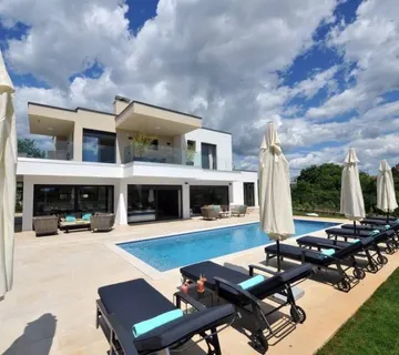 POREČ OKOLICA - PREDIVNA MODERNA VILA SA BAZENOM PRODAJE SE (prodaja) - cover