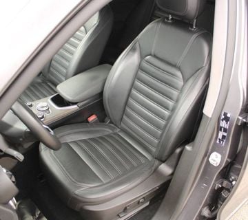 Alfa Romeo 2.2 MJT Q4 210 KS Ti AUTOMATIK  - cover