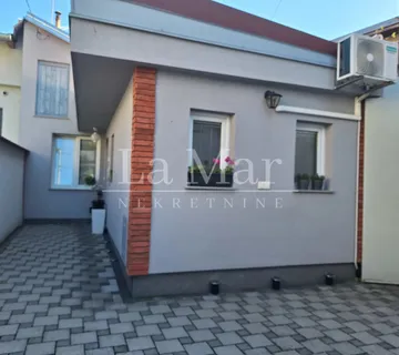 DUBRAVA- kuća s dvorištem i garažom na izvrsnoj lokaciji - cover