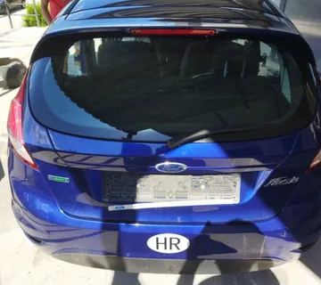 FORD FIESTA VII 2017 ZADNJA GEPEK VRATA - cover