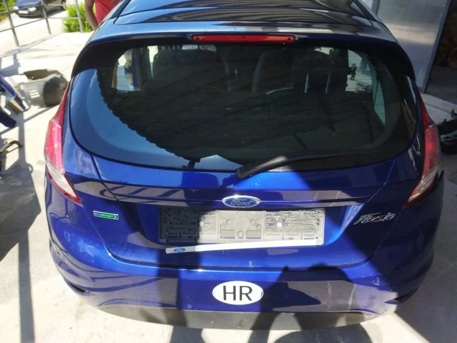 FORD FIESTA VII 2017 ZADNJA GEPEK VRATA - cover
