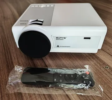Led Projektor SUNYS rezolucija Full HD, 12000 lumena, kontrast 10000/1 - cover