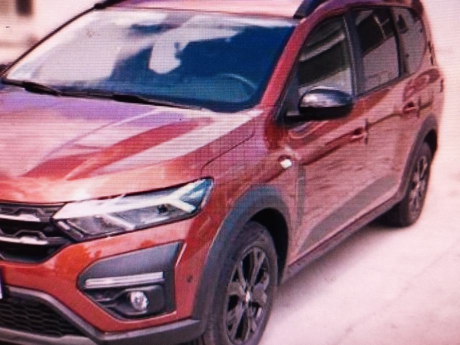 dacia-jogger-2022-hauba-prednja-branik-prednji-slika-220837882
