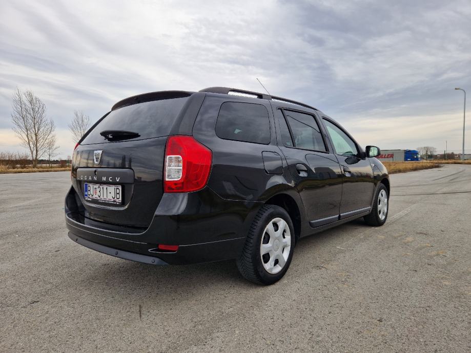 dacia-logan-0.9-tce-top-stanje-registriran-105-000-km-slika-213266653