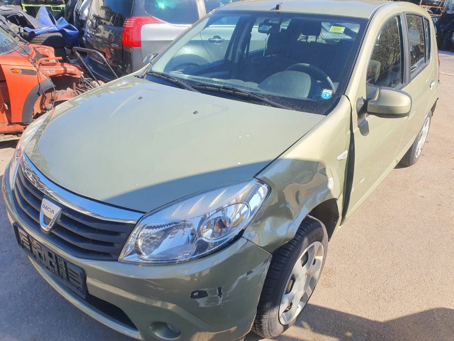 dacia-sandero-1-4-slika-148442922