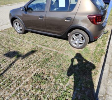 Dacia Sandero 1,5 dci - cover