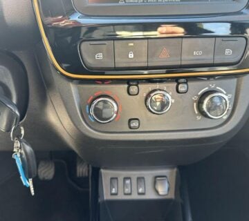 Dacia Spring ELECRIC COMFORT PLUS - cover