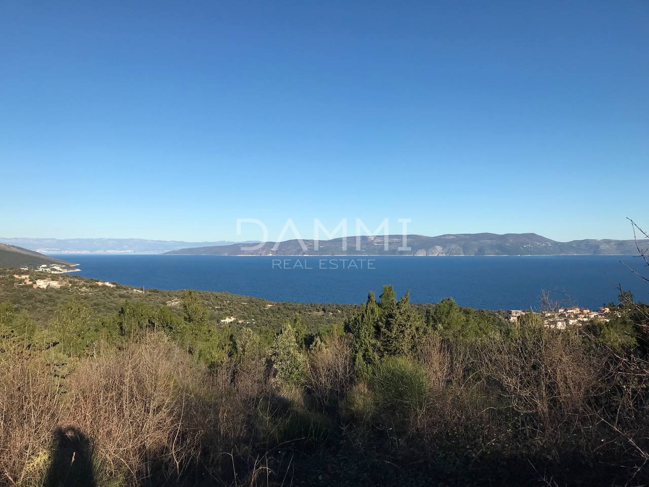 ISTRA, LABIN - Građevinsko zemljište s panoramskim pogledom na more - cover