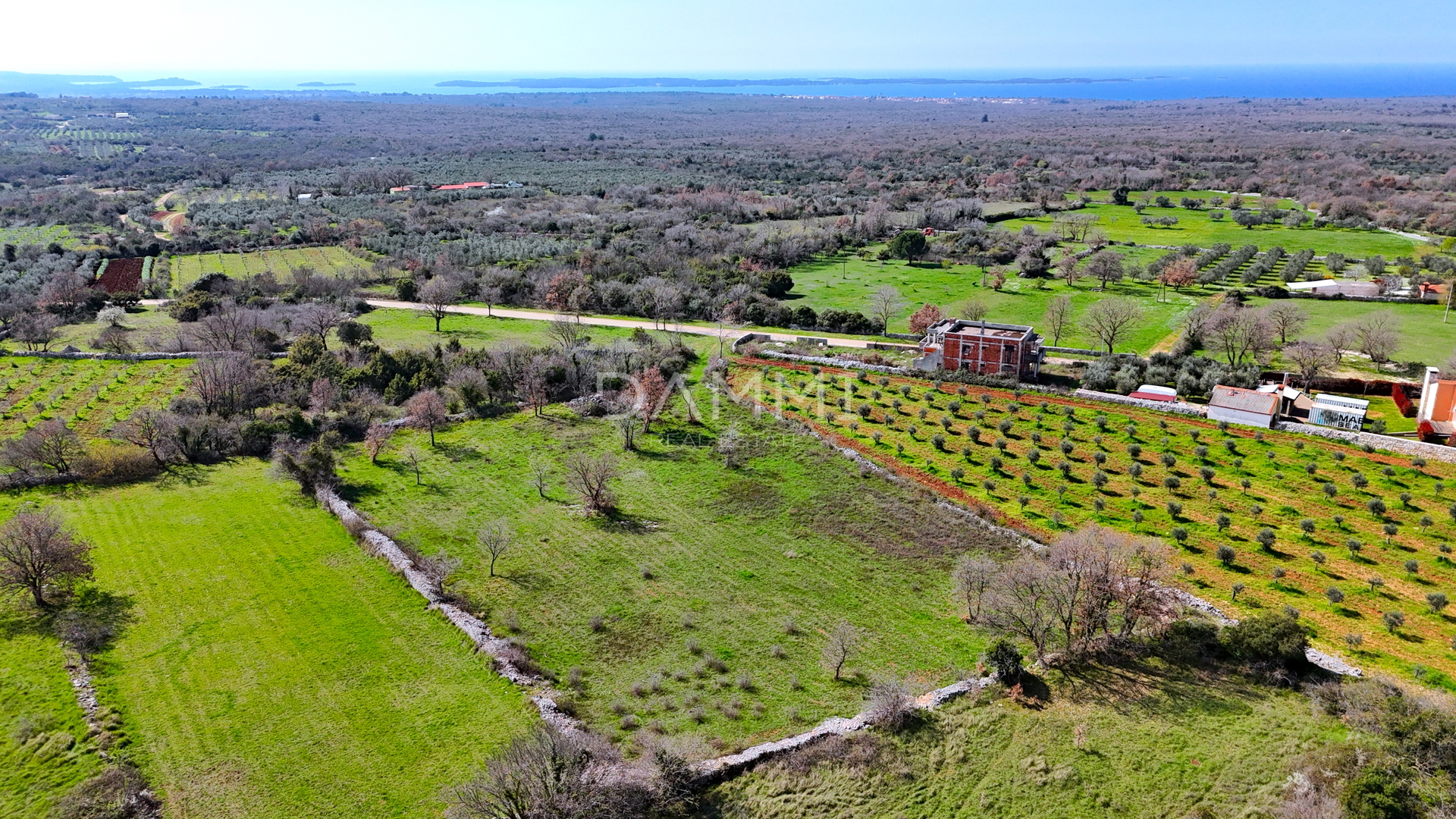 ISTRA, VODNJAN - Građevinsko zemljište s pogledom na more - cover