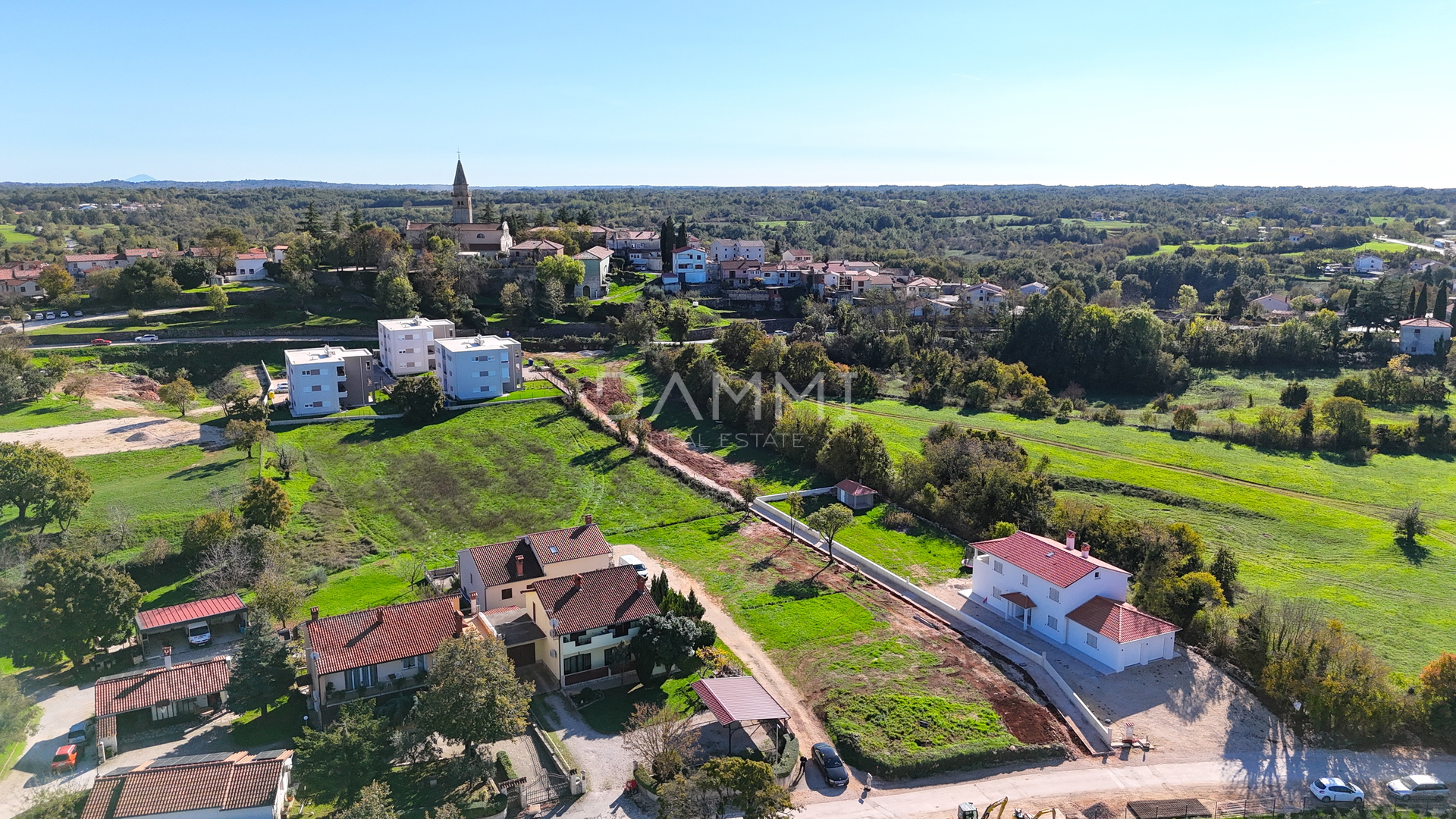 ISTRA, ŽMINJ - GRAĐEVINSKO ZEMLJIŠTE U CENTRU RIJETKOST NA TRŽIŠTU - cover