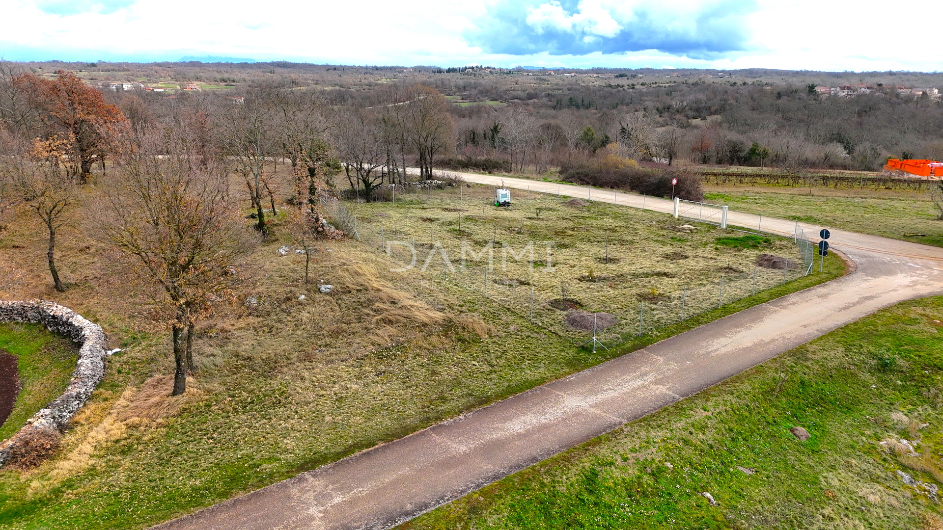 ISTRA, ŽMINJ - Savršeno građevinsko zemljište 1436m2 - cover