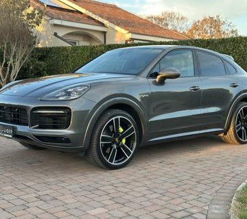 Porsche Cayenne Coupé E-Hybrid /22"/zračni ovjes/ *GARANCIJA*  - cover