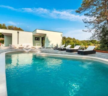 Istra, Rovinj - prekrasna moderna  nova villa NKP 139 m2 sa bazenom - cover