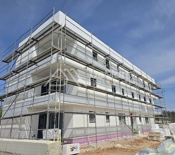 PRIVLAKA-NOVO- Apartman sa 2. sp.Sobe- 2 xParking - Blizina plaže! - cover