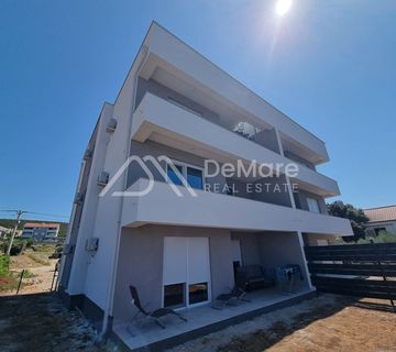 ZADAR-SUKOŠAN-PENTHOUSE s panoramskim pogledom na otoke,100 m do plaže - cover