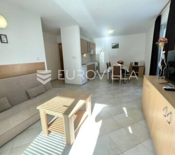 Krk, Soline, lijepi trosoban apartman veličine 73 m2 - cover