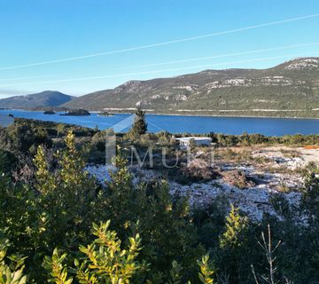 ZAMASLINA, PELJEŠAC - građevinsko zemljište 697 m2 - cover