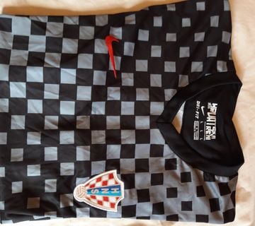 Dres Hrvatska nike gornji - cover