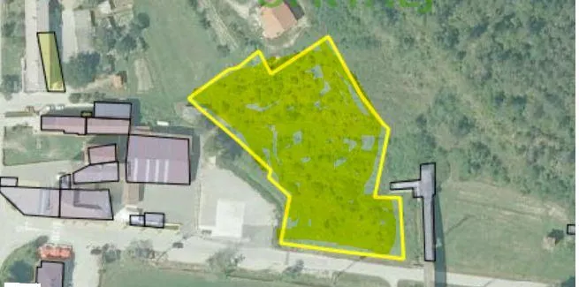 MOTOVUN-GRAĐEVINSKO ZEMLJIŠTE NA PRODAJI - cover