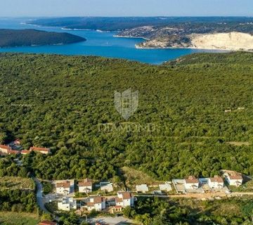 Labin, okolica, zemljište s građevinskom dozvolom - cover