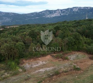 Labin okolica, građevinsko zemljište sa projektom - cover