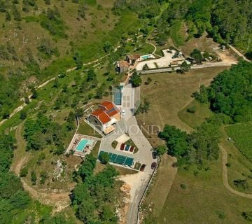 Motovun okolica, resort za investiciju na mirnoj lokaciji  - cover