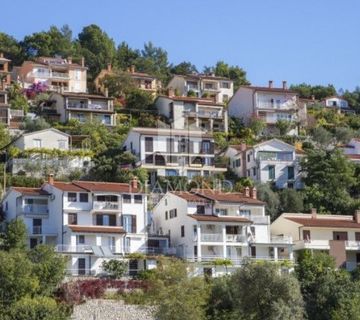 Rabac, kuća na prekrasnoj lokaciji - cover