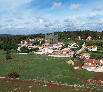 Labin, zemljište s građevinskom dozvolom na mirnoj lokaciji - cover