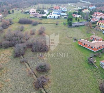 Labin, okolica građevinsko zemljište nadomak grada - cover