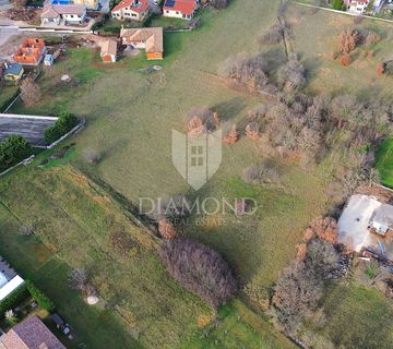 Labin, okolica građevinsko zemljište nadomak grada - cover